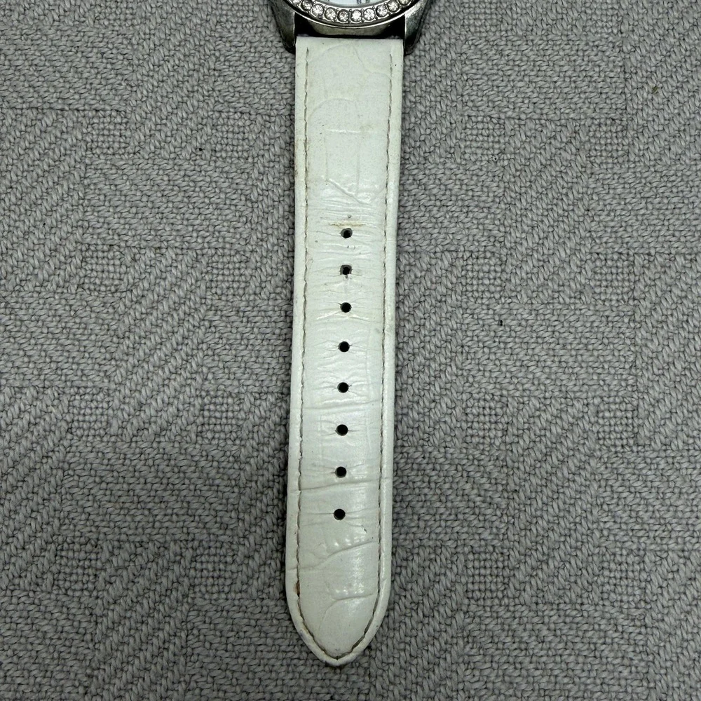 Disney Parks Womens Watch White Dial White Leather Strap Mickey Quartz